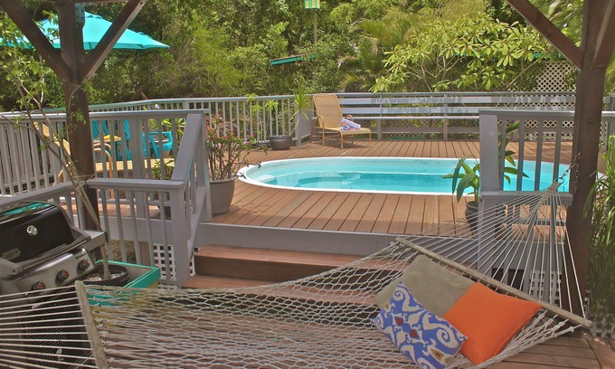 Upper Carolina Maison | Ouvert pour les affaires! Escapade abordable pour les familles et les couples avec piscine et AC
