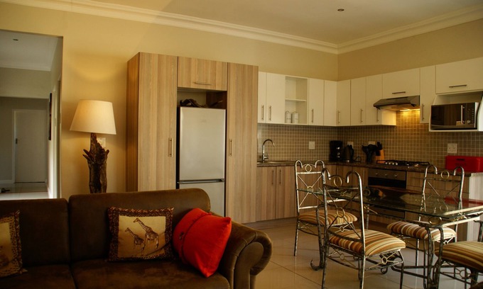 Durbanville Cottage | Cottage africain Palm Red