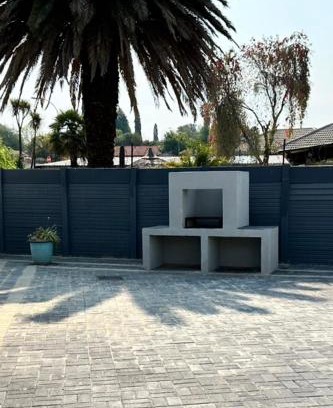 Pomona Maison | Afrisky Guest House