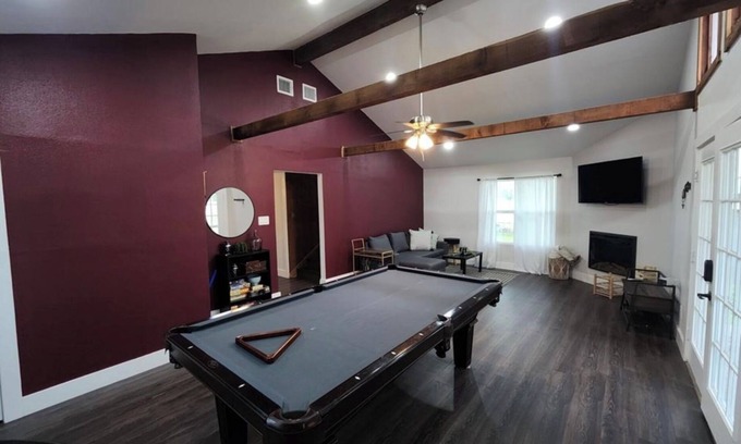 Hearne Maison | Aggie Lakehouse