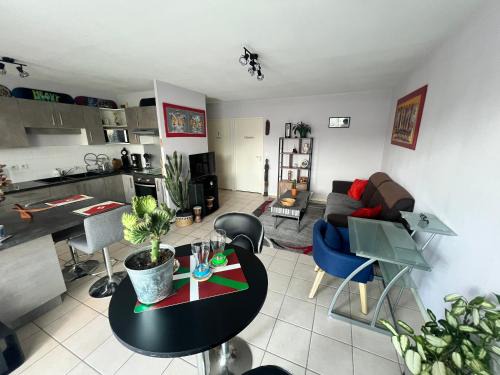 Saint-Vincent-de-Tyrosse Appartement | Agréable appartement sud Landes