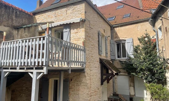 Chagny Appartement | Agréable gîte au coeur du centre ville 4 personnes