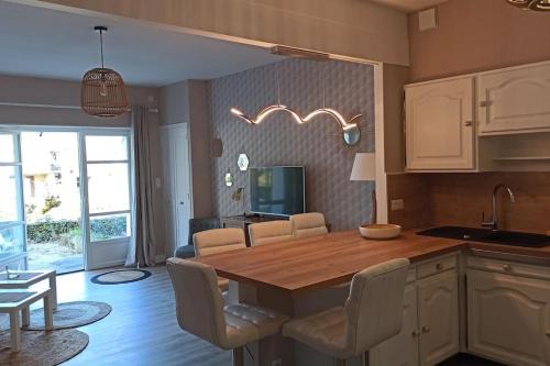 Sauveterre-de-Rouergue Maison | Agréable maison au coeur d'un village classé