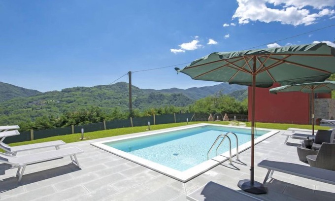 Tresana Maison | Agr. Castello della Mugazzena by Interhome