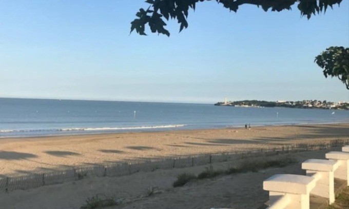 Saint-Georges-de-Didonne Appartement | Agreable REZ DE Jardin Avec Terrasse Proche Plage
