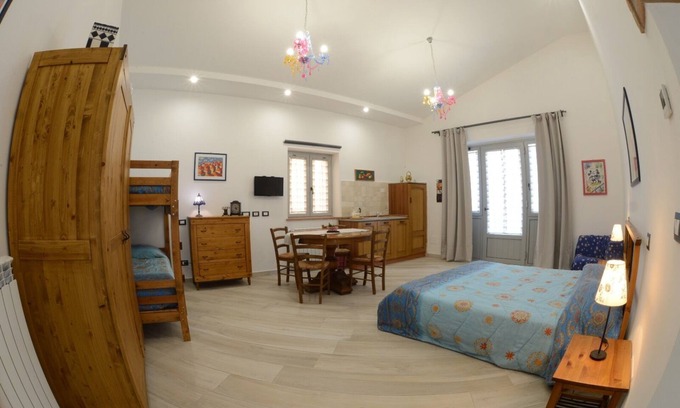 Il Borgo Appartement | Atelier Agrit Fattoria Podere Peciano