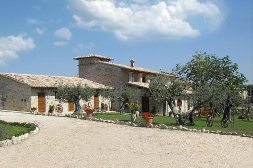 Giano dell'Umbria Maison | Agriturismo Arcobaleno della Torretta