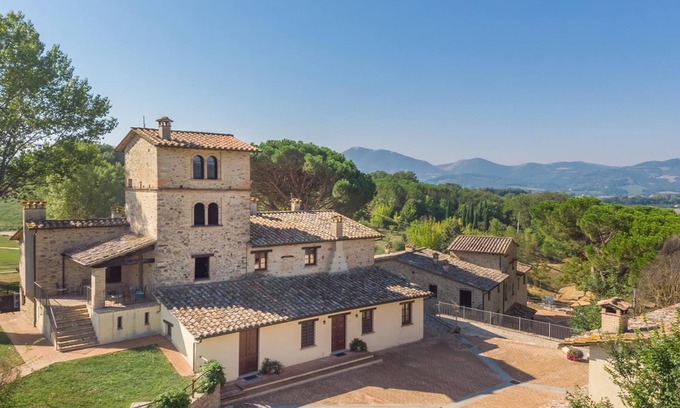 Montone Appartement | Agriturismo Borgo Pulciano in Montone