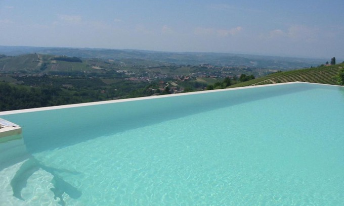 Neive Maison | Agriturismo Brusalino