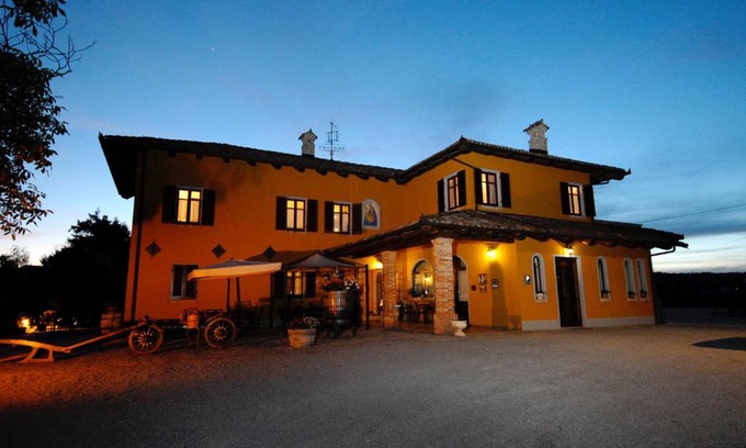Monforte d'Alba Maison | Agriturismo Ca' Brusà
