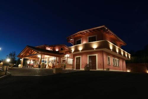 Ceprano Maison | Agriturismo ciociaro " il colle " HOTEL RISTORANTE
