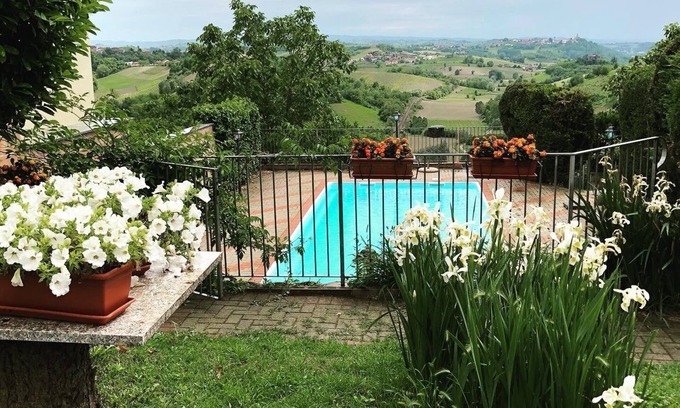 Asti Autre | Agriturismo I Suri