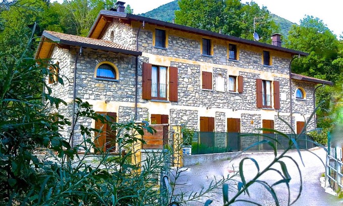 Castiglione d'Intelvi Maison | Agriturismo Il Talento Nella Quiete
