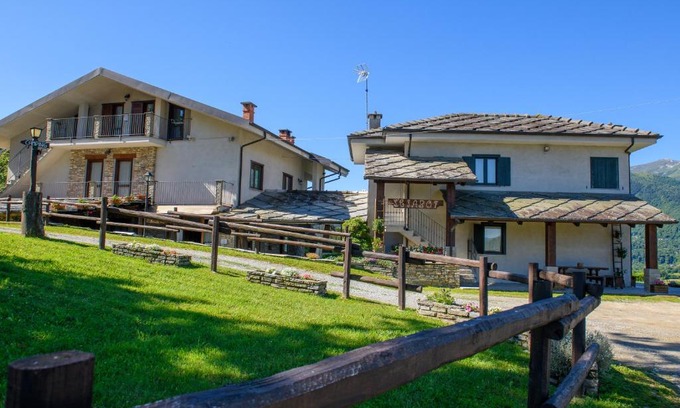 Paesana Maison | Agriturismo L'Ciabot