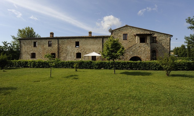 San Macario In Monte Appartement | Agriturismo La Peschiera apartment Granaio prov. of Siena and san Gimignano