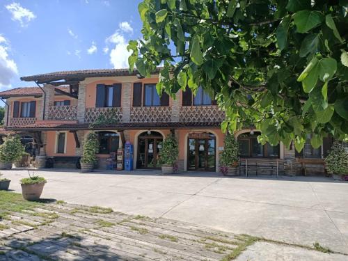 Canelli Maison | Agriturismo Vecchio Torchio