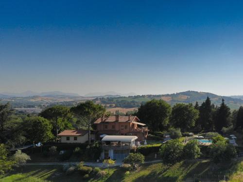 Mondavio Maison | Agriturismo Villa Beatrice