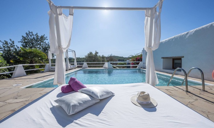 Santa Eulalia del Rio Autre | Agroturismo Can Cosmi Prats