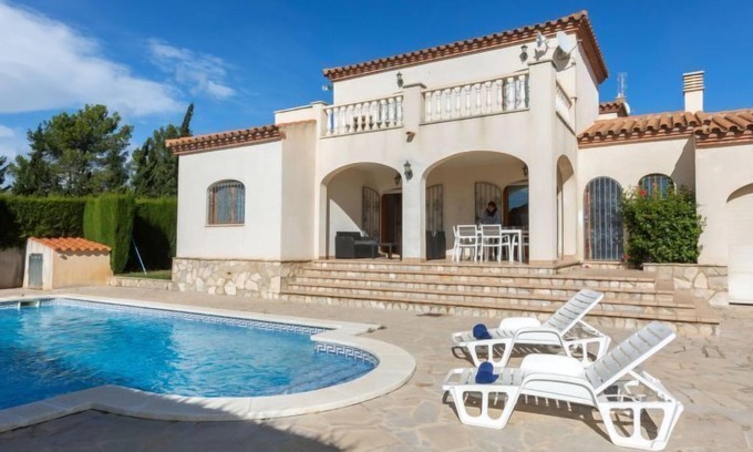 Miami Platja Maison | Aguamarina by Interhome