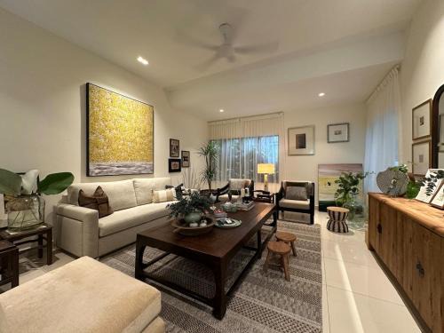 Bukit Damansara Maison | Ahaus 28 Damansara Height 8-10pax