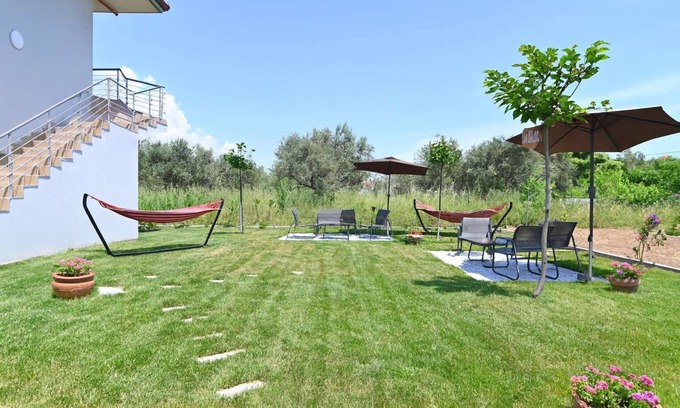 Asprovalta Appartement | Aigli Garden Retreat, Serene Escape Near the Beach