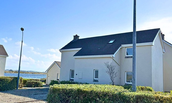 Ballyconneely Maison | Aillebrack Cottage, a perfect base for an break