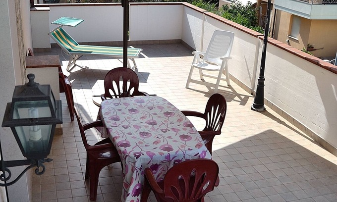 Roseto degli Abruzzi Appartement | Air conditionné, wifi et internet mural, à 150 mètres de la mer, à 450 mètres du centre