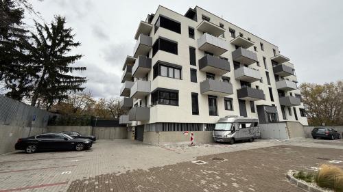 Karlova Ves Appartement | Air conditioned 1 room Apartment, with garden, new building