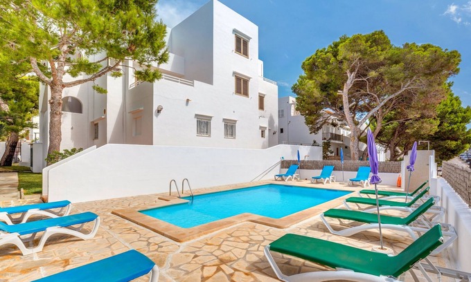 Cala Ferrera Appartement | Appartement climatisé avec piscine, Wi-Fi, balcon et à proximité de la plage