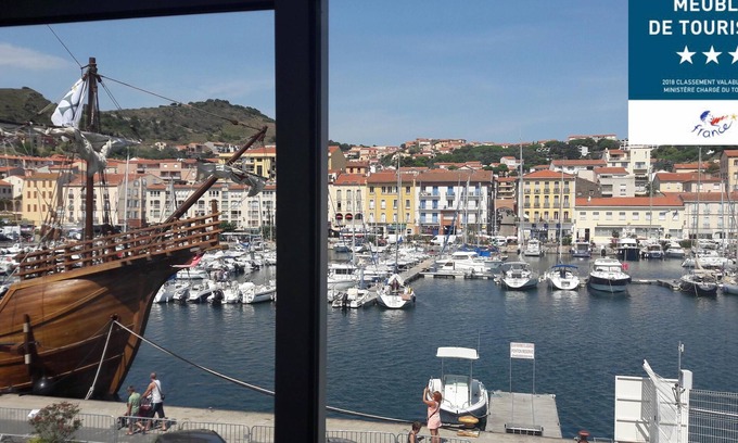 Port-Vendres Appartement | Meublé de tourisme face au Port de plaisance de PORT-VENDRES, Climatisé, Parking
