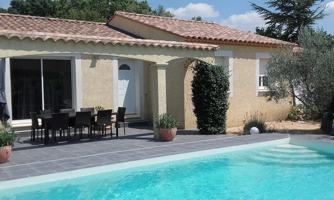 Euzet-les-Bains Maison | Air-conditioned Provencal house, swimming pool and pétanque court 100 m away