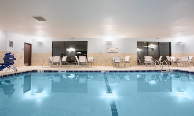 Littleton Copropriété | Air-Conditioned Suite | Free Daily Breakfast!
