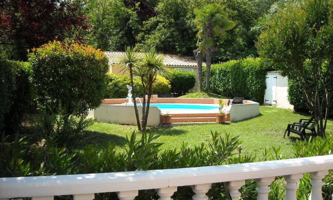Saint-Florent-sur-Auzonnet Maison | Gîte indépendant en Cévennes climatisé avec piscine privative