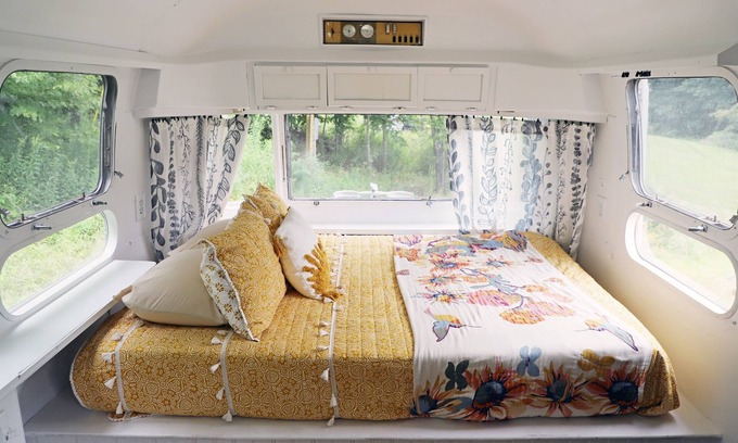 Hartwick Maison | Airstream at Turkey Hill *2* Glamping in CTown!