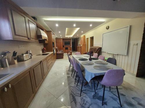 Debrecen Appartement | Akácvirág Airport Viki Apartman