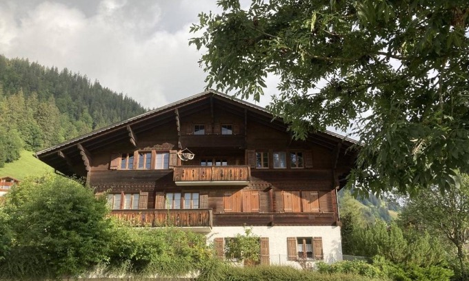 Zweisimmen Appartement | Akelei (gross) by Interhome