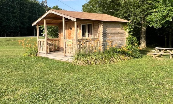 Helmsburg Cabine | Cabine-lit 5, pas de salle de bain, accès au pavillon de douche