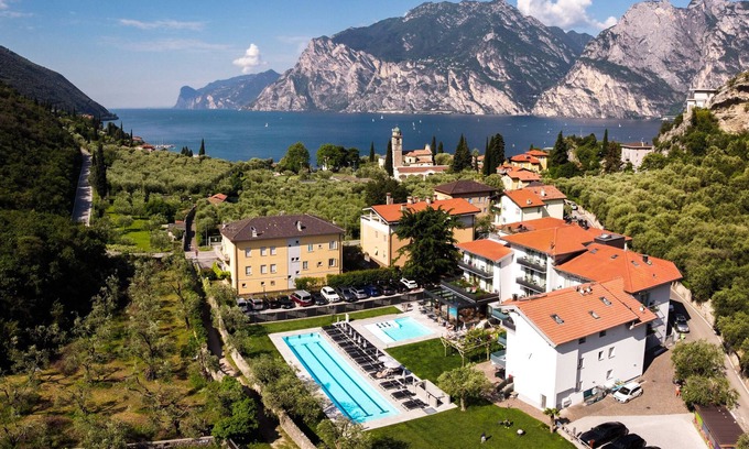 Torbole sul Garda Hôtel | Aktivhotel Santalucia