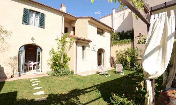 Aiale Maison | Al Colle Di Lari