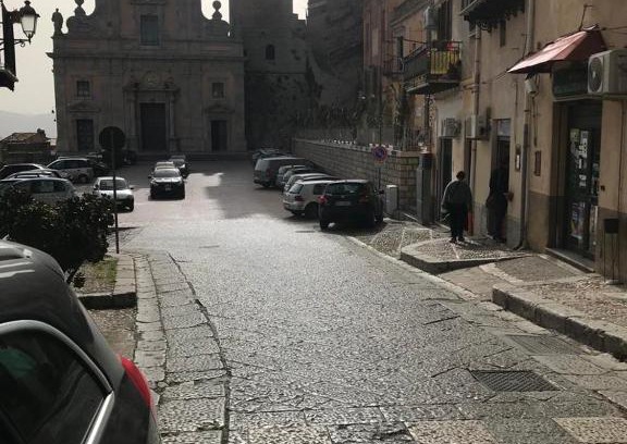 Caccamo Appartement | Al Duomo