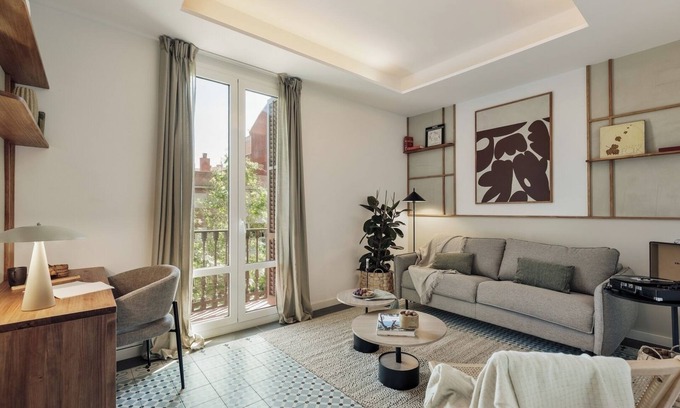 Les Corts Appartement | Alaju - 3 bedrooms and balcony in Les Corts