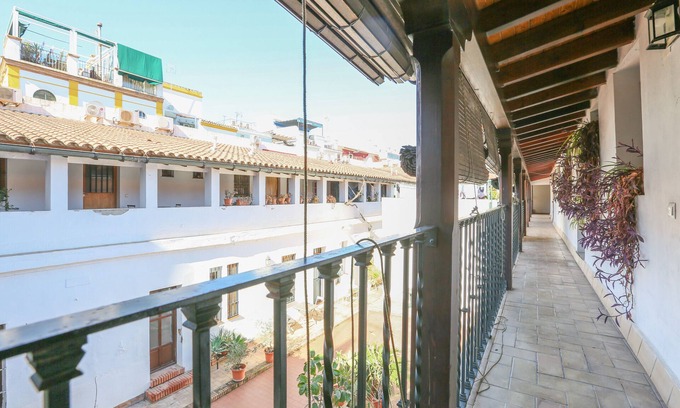 Alameda Maison | ALAMEDA DE HERCULES - Fantastic apartment located in Seville with free WiFi.