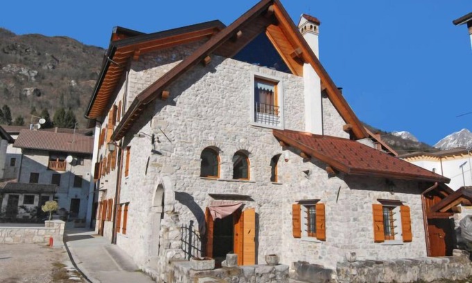 Barcis Appartement | Albergo Diffuso - Cjasa Ustin by Interhome