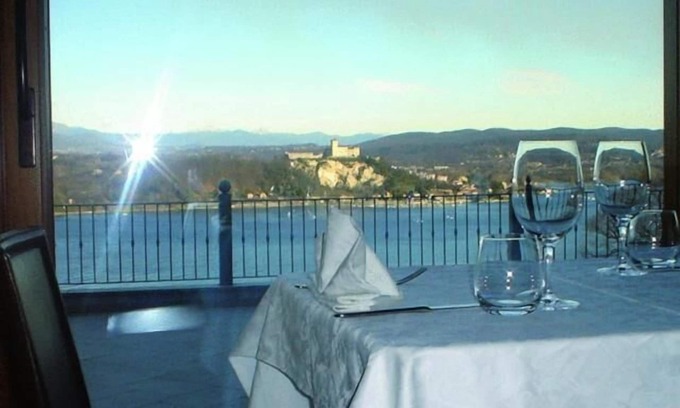 Arona Hôtel | Albergo Ristorante San Carlo