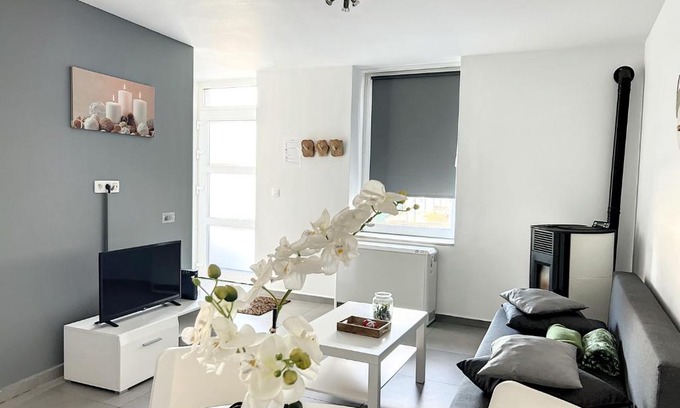Ransart Maison | Albert 18 Brussels-charleroi-airport
