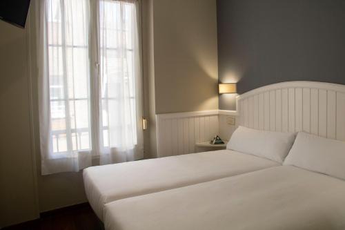 Gijon City Centre Maison | Alda Miramar Rooms