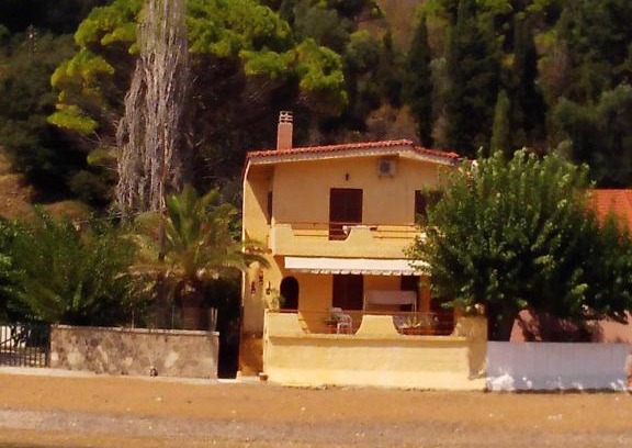 Kefalonia Appartement | Alekos Beach Houses-Waters Edge