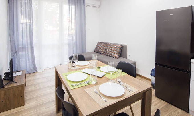 Burgas Center Appartement | Aleks Sunrise- Top Center ,Sea Garden