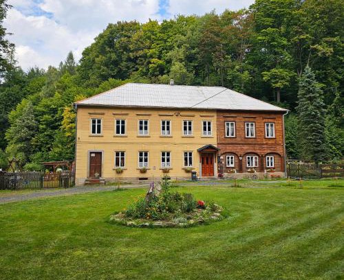 Krasna Lipa Appartement | Alfapartmány
