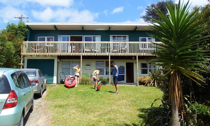 Algies Bay Maison | Algies Bay Holiday Home